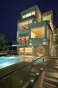 Architecture & Design: expensive house