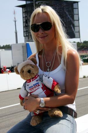 Cora Schumacher Wife Of Ralf Schumacher With Toyota Mascot Hockenheim 2006-07-30