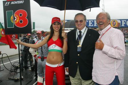 Father Of Tiago Monteiro With A Grid Girl Budapest 2006-08-06