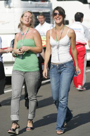 Girls In The Paddock Silverstone 2006-06-09