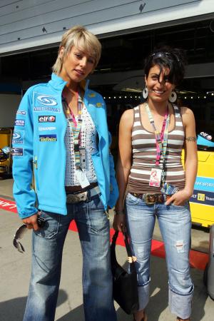 Girls in the Paddock, 2006-05-06