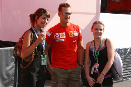 Michael Schumacher Ferrari Posing With Some Girls In The Paddock Magny Cours 2006-07-15