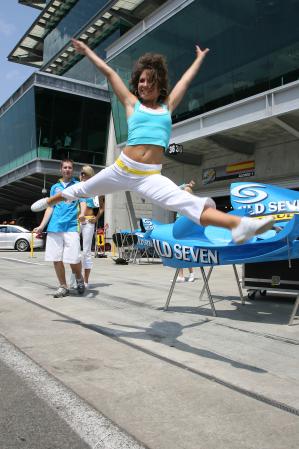 Renault Girl Dancers Indianapolis 2006-06-29