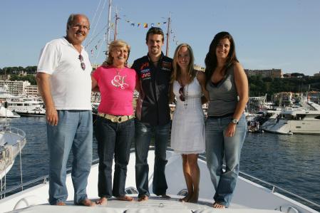 Tiago Monteiro With His Girlfriend And Sister Father And Mother - Monaco 2006-05-27