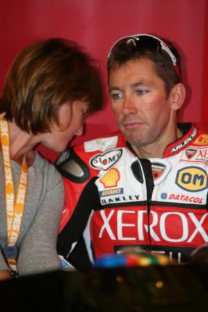 Troy Bayliss (AUS), Ducati Xerox Team, Ducati 999F07, 21, Kim Bayliss