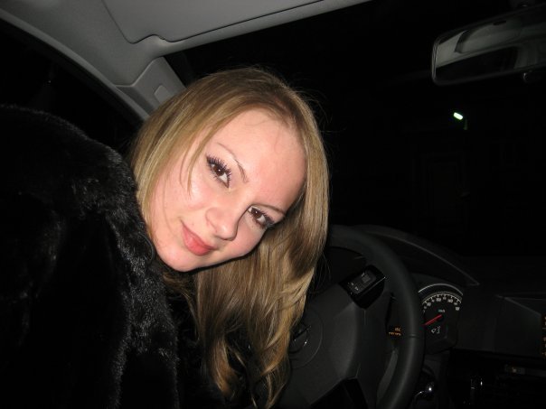 girls at the wheel
