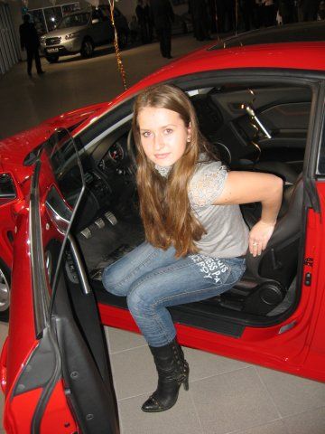 girl with a car