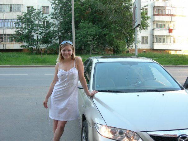 girl with a car