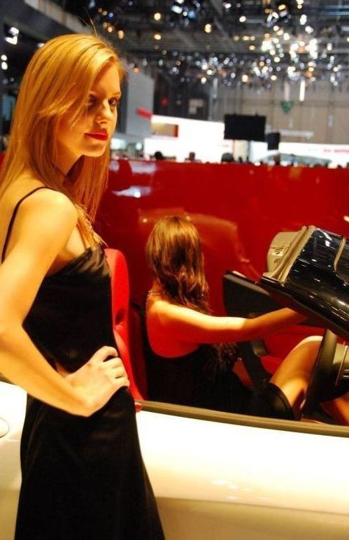 Girls from 2010 International Geneva Motor Show