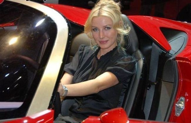 Girls from 2010 International Geneva Motor Show