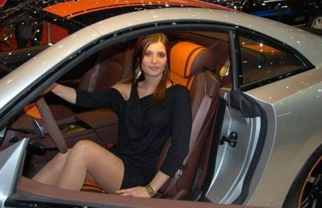 Girls from 2010 International Geneva Motor Show