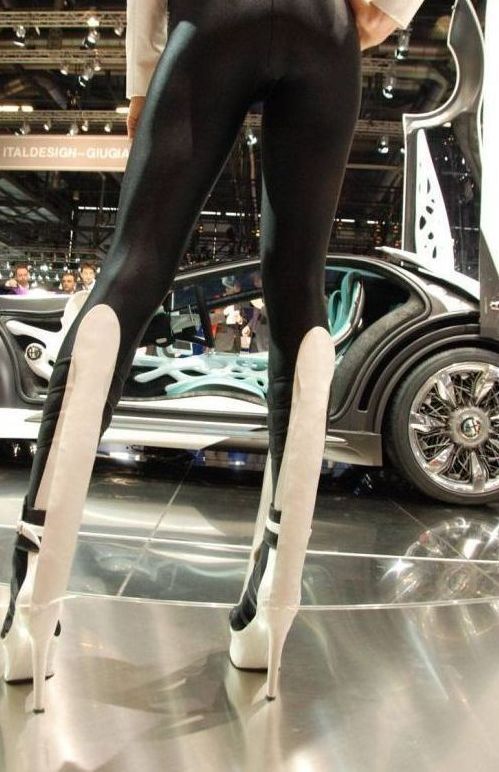 Girls from 2010 International Geneva Motor Show