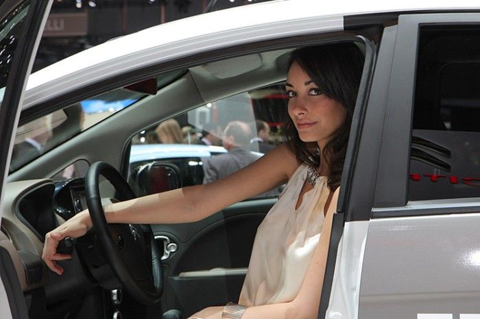 Girls from 2010 International Geneva Motor Show