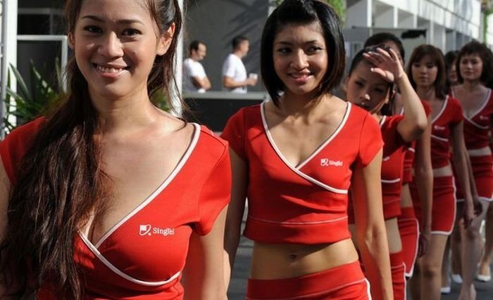 f1 grid girls