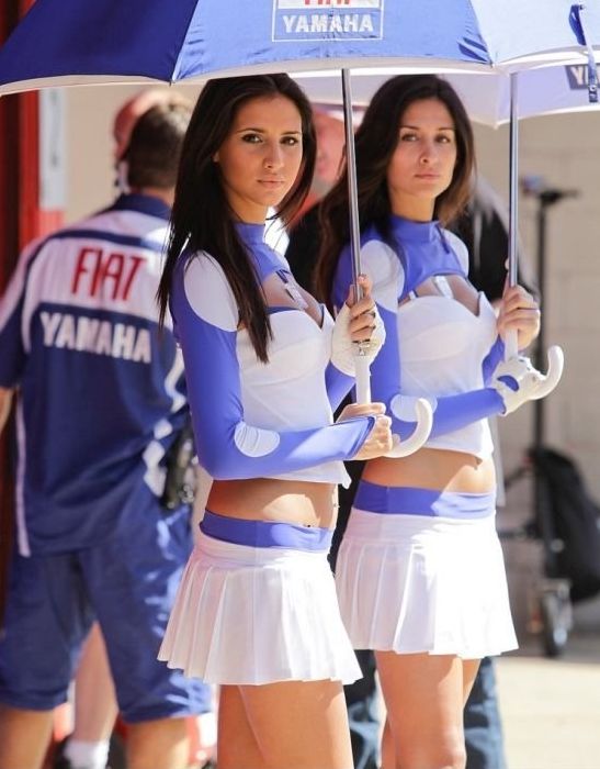 f1 grid girls