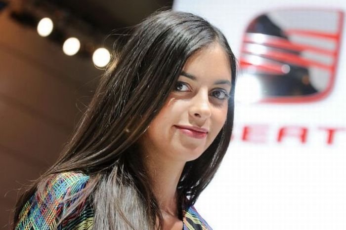 Girls from 2010 Paris Motor Show