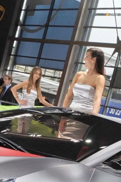 Girls from 2010 Paris Motor Show