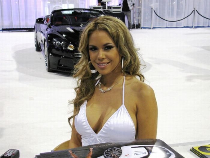 SEMA 2010 exhibition babes