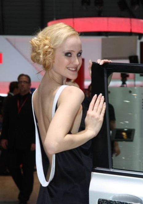 Girls from 2010 International Geneva Motor Show