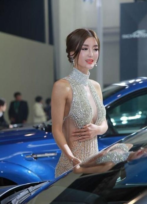 auto motor show girl