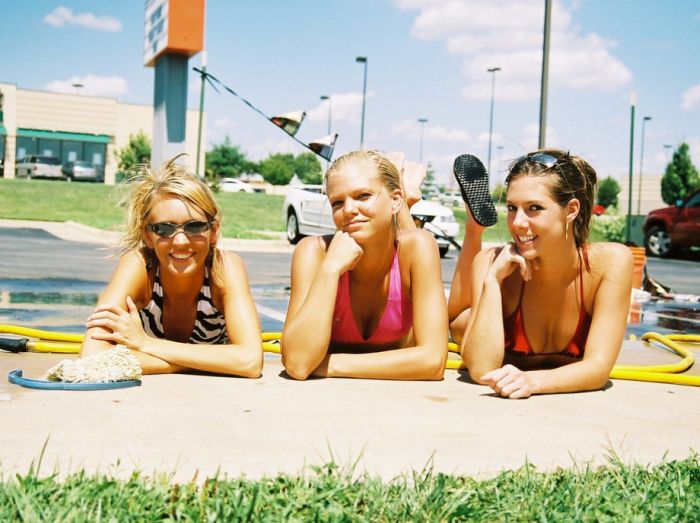 car wash girls