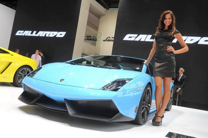 Girls from 2012 Paris Motor Show