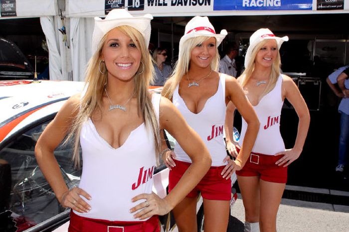 f1 grid girls