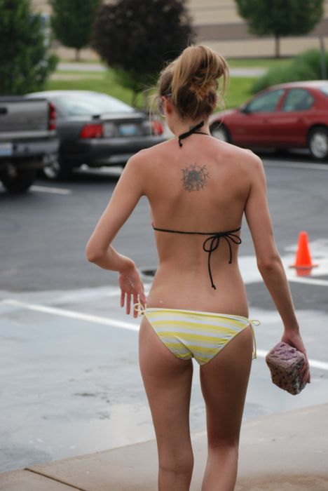 car wash girls