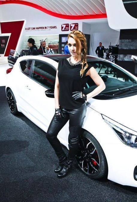 Girls from 2013 International Geneva Motor Show