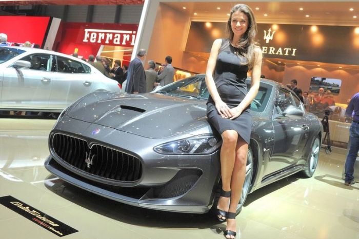 Girls from 2013 International Geneva Motor Show