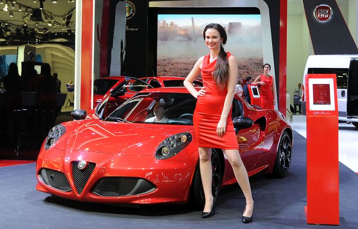 girls of moscow international automobile show