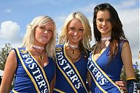 Motorsport models: Babes Grid Girls Australia 2006-04-02