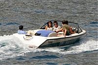 Motorsport models: Fernando Alonso And His Girl Friend Raquel Del Rosario On A Boat - Monaco 2006-05-24