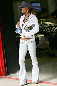 Motorsport models: Girl in the Pitlane, 2006-05-12