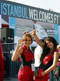 Motorsport models: Girls In Front Of Banner Instanbul 2006-08-23
