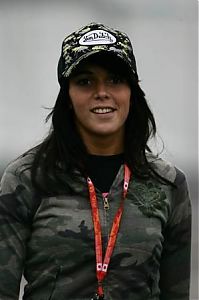 TopRq.com search results: Raquel Rosario Fernando Alonso Girlfriend Suzuka 2006-10-05