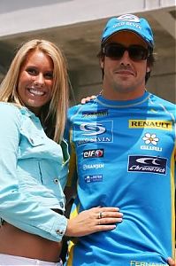 Motorsport models: Renault Girl With Fernando Alonso Indianapolis 2006-06-29