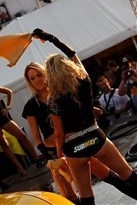 Motorsport models: car wash girls