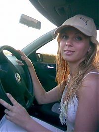 Motorsport models: girls at the wheel