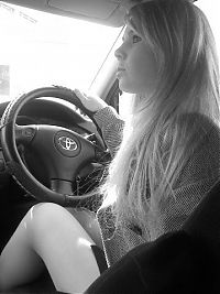 Motorsport models: girls at the wheel