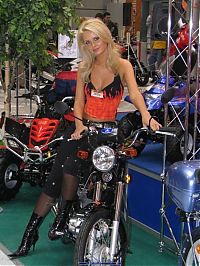 Motorsport models: motorbike girl