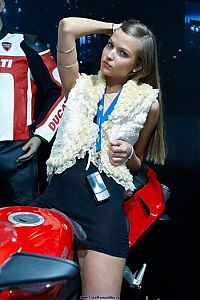 Motorsport models: motorbike girl