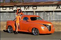 Motorsport models: hot rod girl