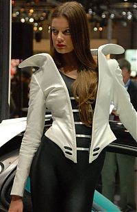 Motorsport models: Girls from 2010 International Geneva Motor Show