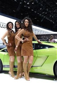 Motorsport models: Girls from 2010 International Geneva Motor Show