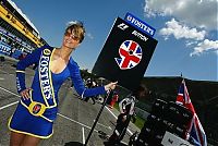 Motorsport models: f1 grid girls