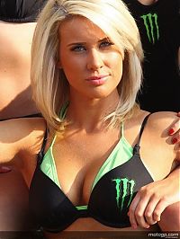 Motorsport models: Moto GP girls