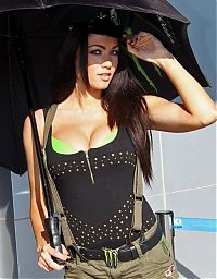 TopRq.com search results: f1 grid girls