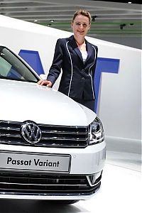 Motorsport models: Girls from 2010 Paris Motor Show