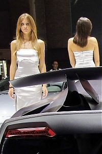 Motorsport models: Girls from 2010 Paris Motor Show